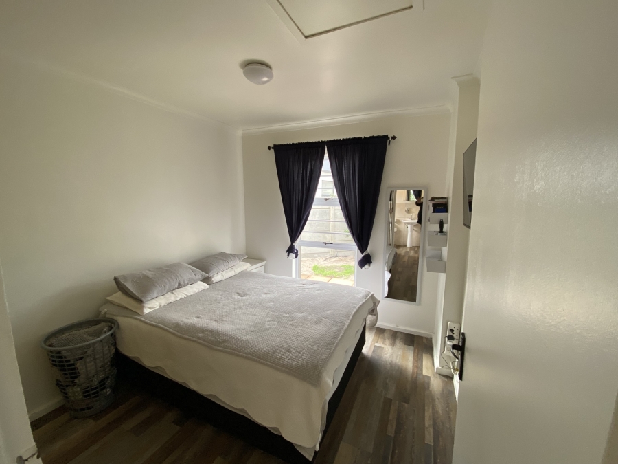 2 Bedroom Property for Sale in Capricorn Western Cape
